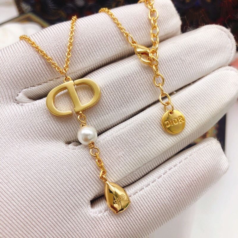 chr1st1an D10r necklaces